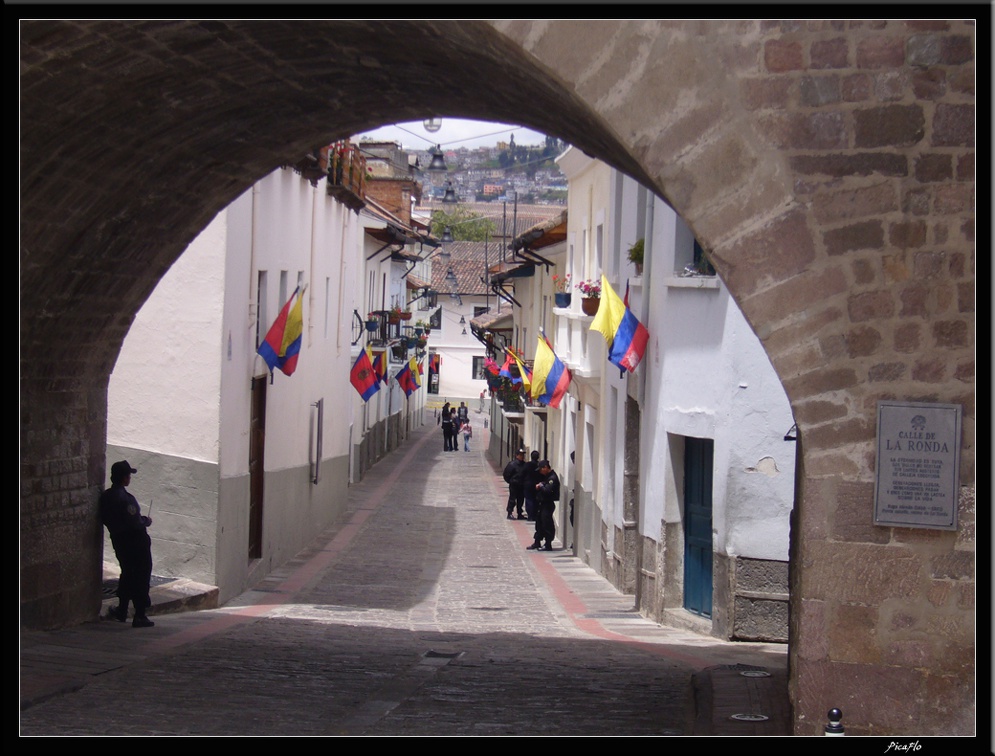 EQUATEUR 01 QUITO 44