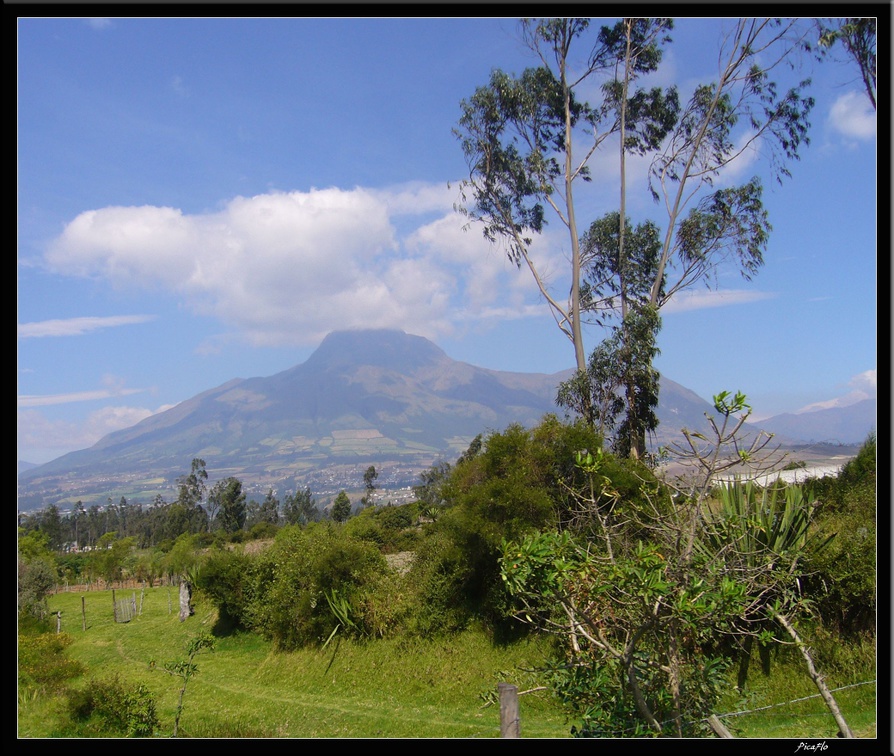 EQUATEUR 02 OTAVALO 18