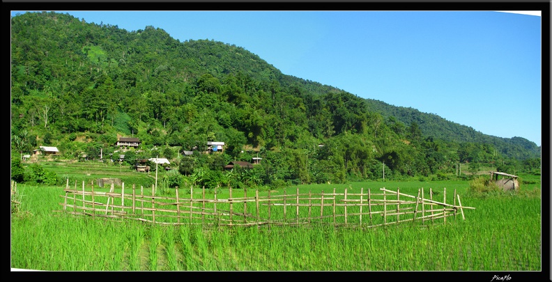 VIETNAM_03_LACS_BA_BE_010.jpg