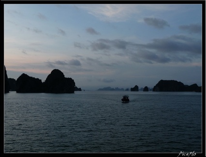 VIETNAM 12 BAIE D HALONG 043