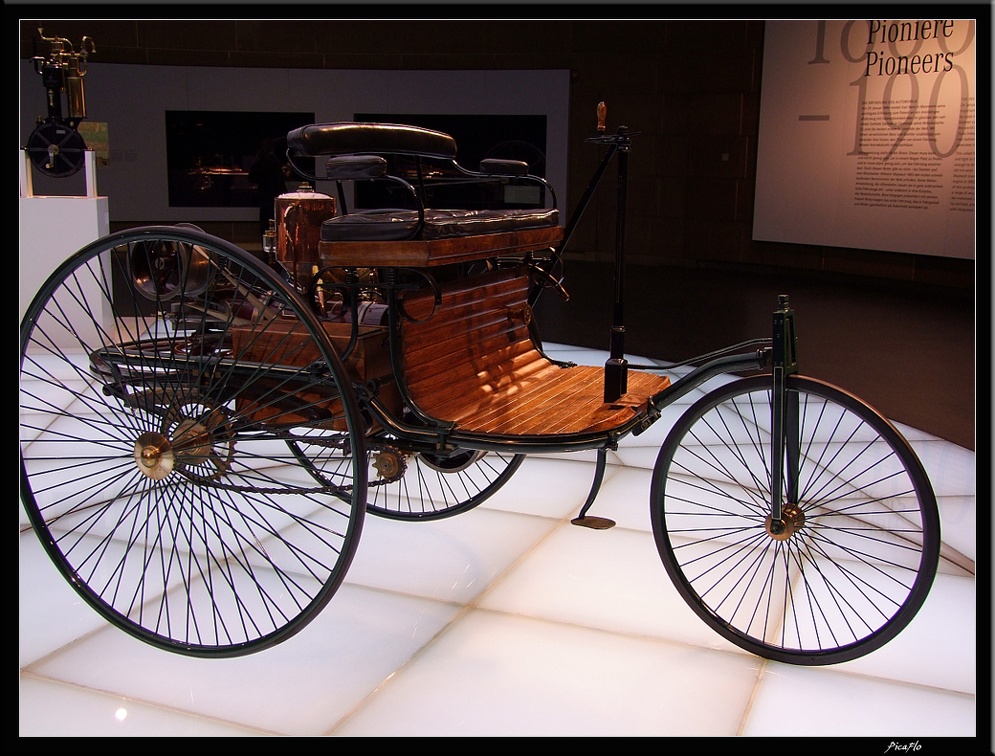 03 Musee Mercedes 012