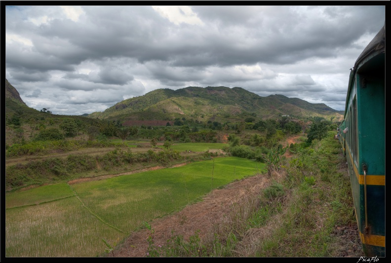 Mada_03-Fianarantsoa_vers_Manakara_en_train_129.jpg