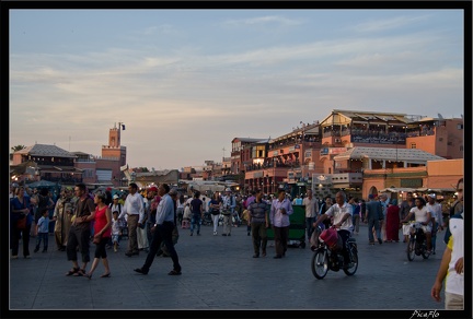 Marrakech place Djemaa El Fna 35