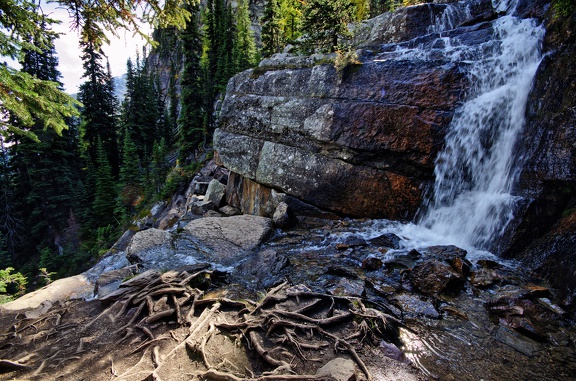 Canada 09 Lake Agnes Big Behive 05