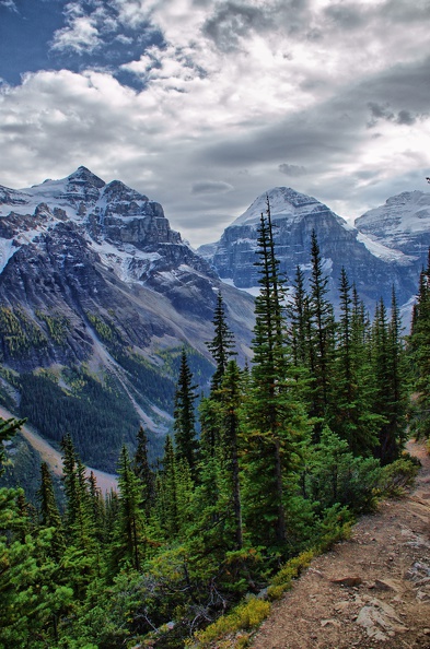 Canada_09_Lake_Agnes_Big_Behive_42.jpg