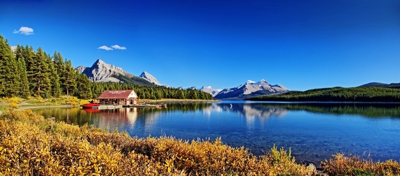 Canada 20 Maligne Lake Spirit Island 37