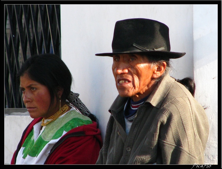 EQUATEUR 05 OTAVALO 25