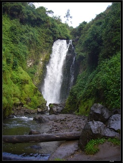 EQUATEUR 06 QUITO 08