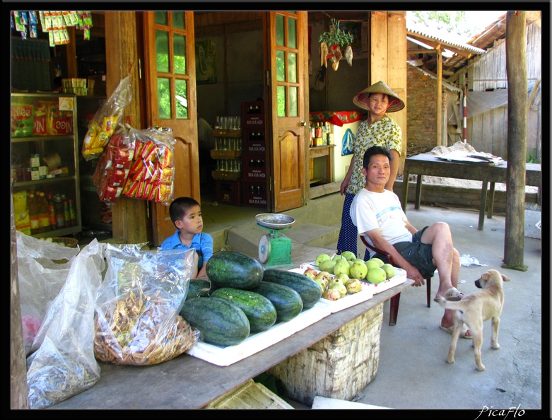 VIETNAM_03_LACS_BA_BE_024.jpg