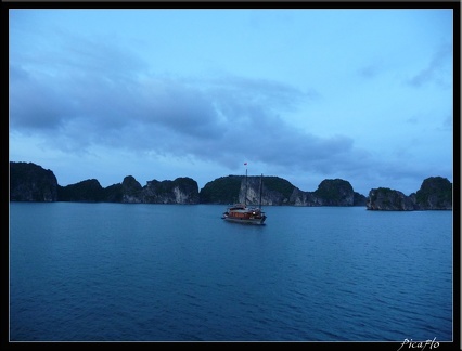 VIETNAM 12 BAIE D HALONG 045