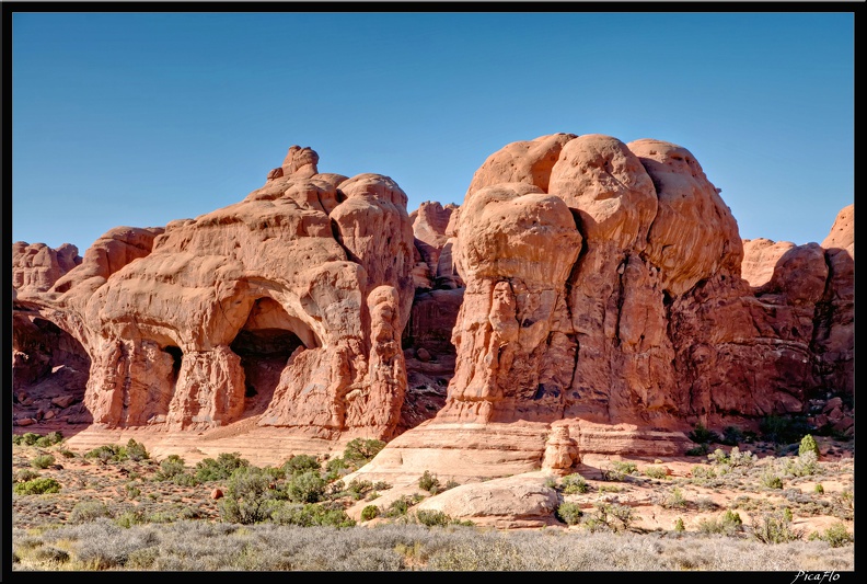 08 2 Arches National Park  Devils garden trail 0110