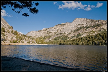 16 Yosemite Falls trail 0012