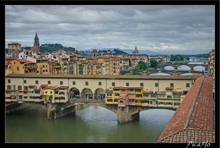 01 Florence Ponte Vecchio Arno 14