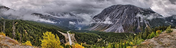 Canada 10 Lake Moraine Road 07