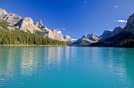 Canada 20 Maligne Lake Spirit Island 22